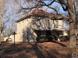 931 NW Van Buren St, Topeka, KS 66608