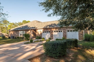 2500 Crescent Place, Navarre, FL 32566