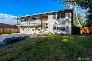 15121 3rd Ave NE, Shoreline, WA 98155