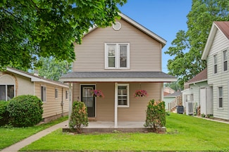 1413 Avon St, La Crosse, WI 54603
