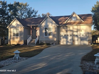 107 Argosy Dr, New Bern, NC 28560