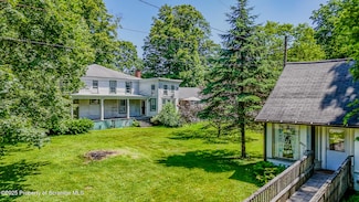 822 Main St, New Milford, PA 18834