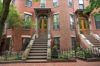 112 Pembroke St Unit 3, Boston, MA 02118