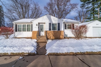 916 W Wausau Ave, Wausau, WI 54401