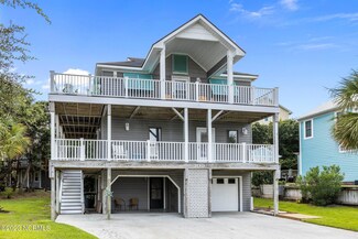 109 W Summer Place, Emerald Isle, NC 28594
