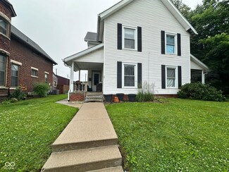 202 Woodlawn Place, Crawfordsville, IN 47933