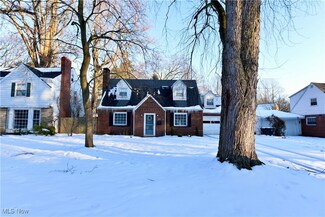 215 Elmdale Ave, Akron, OH 44313