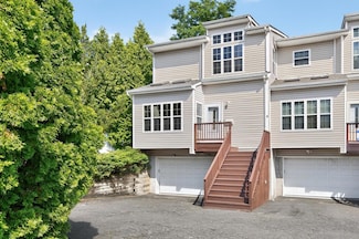 3 The Mill, Port Washington, NY 11050