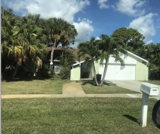 5335 Havasu Ct, Lake Worth, FL 33467