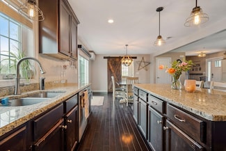 31 Spring Hill Rd, Lebanon, ME 04027