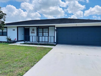574 NW Marion Ave, Port Saint Lucie, FL 34983