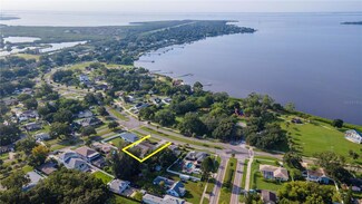 102 Shore Dr W, Oldsmar, FL 34677