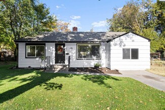 42 S Waverly St, Kennewick, WA 99336