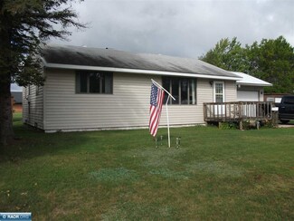 18 Hemlock Cir, Babbitt, MN 55706