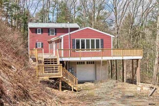 75 Hemlock Hill Rd, Airville, PA 17302