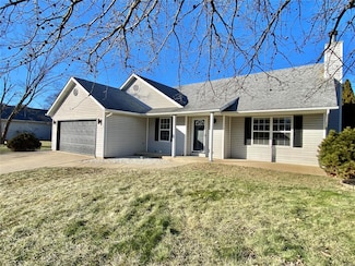 3263 Stonebridge Dr, Belleville, IL 62221