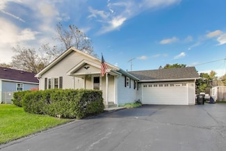 23624 124th St, Trevor, WI 53179