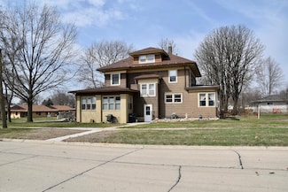622 7th St, Sibley, IA 51249