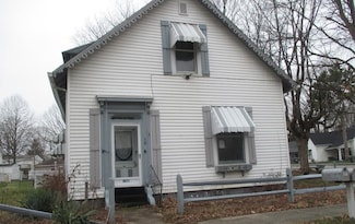 18 N Bittner Rd, New Palestine, IN 46163