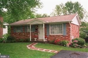 13209 Hawthorn Ln, Woodbridge, VA 22193