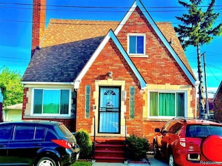 3878 Charles St, HamtraMcK, MI 48212