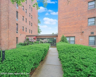 100 Colfax Ave Unit 1N, Staten Island, NY 10306
