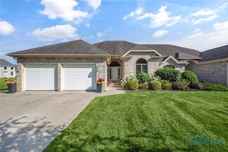 1637 Treetop Place, Bowling Green, OH 43402