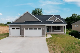 4325 Apple Tree Ln, Traverse City, MI 49685