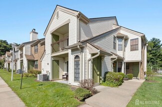313 Sunshine Ct Unit 133, Parlin, NJ 08859