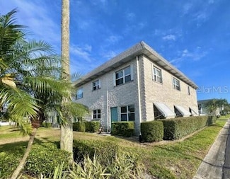 5357 81st St N Unit 15, Saint Petersburg, FL 33709