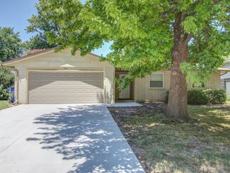 2004 W Toledo Place, Broken Arrow, OK 74012