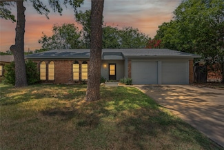 6525 Route 66, Watauga, TX 76148