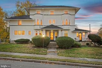 2444 Fairhill Ave, Glenside, PA 19038