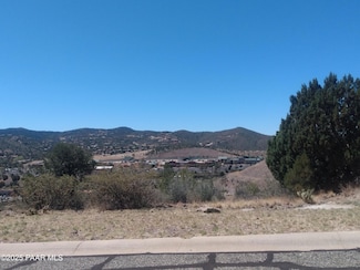 492 Miracle Rider Rd, Prescott, AZ 86301