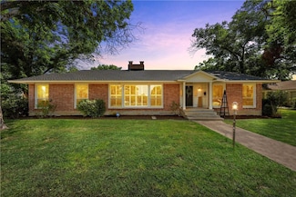 219 N 30th St, Waco, TX 76710