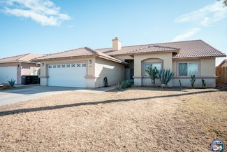 487 Sycamore Ct, Calipatria, CA 92233