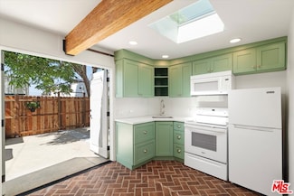 3156 W 74th St, Los Angeles, CA 90043