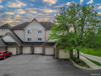 806 Brandon Ave Unit 71, Pontiac, MI 48340