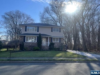 282 Falmouth Ave Unit 2, Elmwood Park, NJ 07407