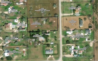 26 County Road 135, Alice Acres, TX 78332