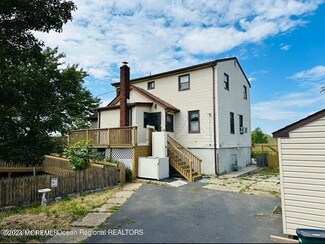 143 Shore Blvd, Keansburg, NJ 07734