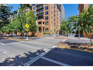 701 Columbia St Unit 702, Vancouver, WA 98660