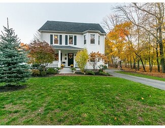 514 Washington St, East Walpole, MA 02032