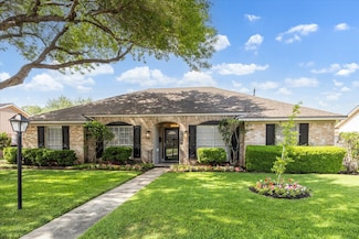 7614 Braesview Ln, Houston, TX 77071
