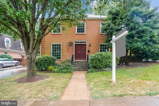2248 Military Rd, Arlington, VA 22207