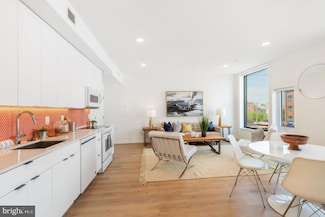 1141 N Front St Unit 504, Philadelphia, PA 19123