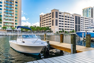 214 Poinciana Dr Unit 204, Sunny Isles Beach, FL 33160