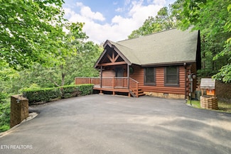 3064 S Clear Fork Rd, Sevierville, TN 37862