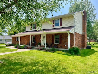 102 Meadow Ln, Montgomery City, MO 63361