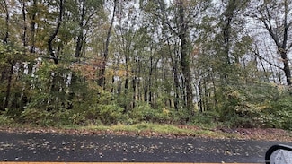 44 Orchard Hill Rd, Newtown, CT 06470